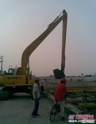 漢中長(zhǎng)臂挖機(jī)出租